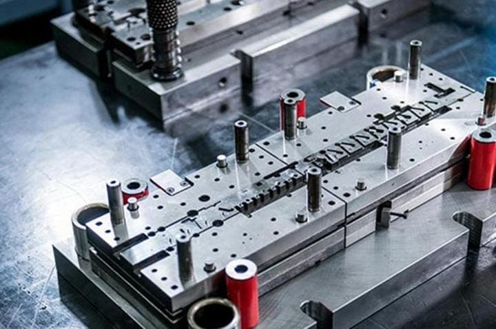 Progressive Stamping Die